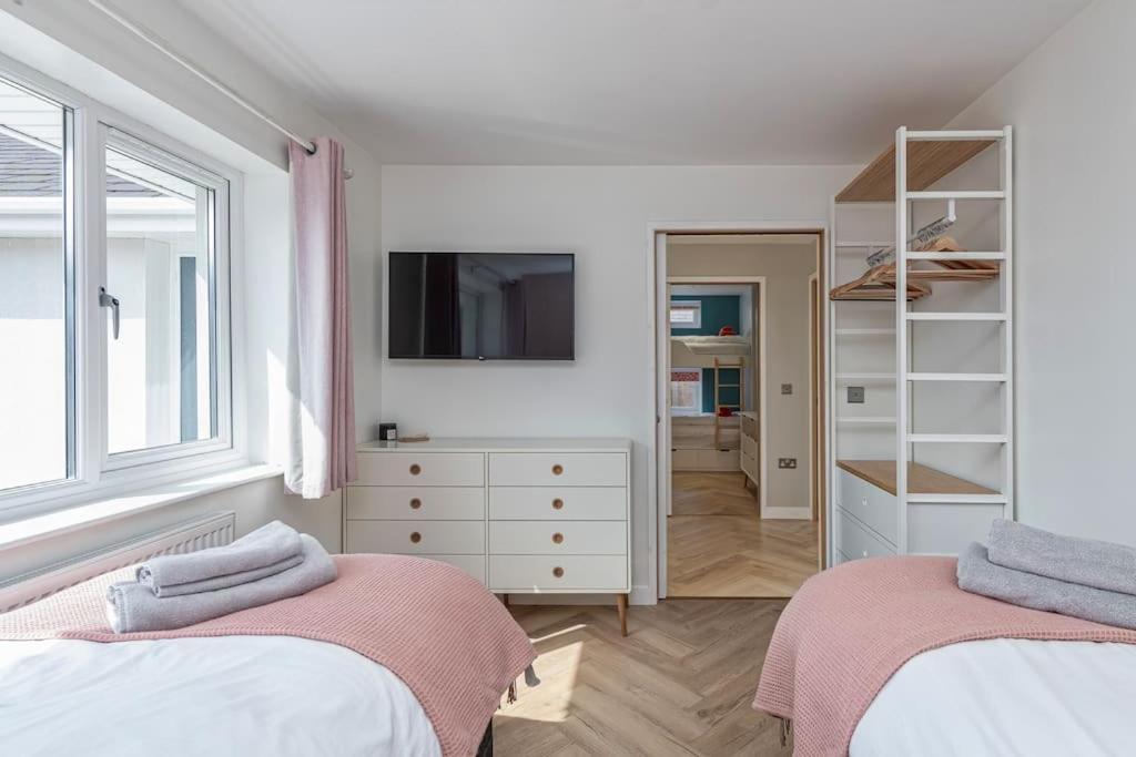 Family-Friendly Retreat Between Beach & Mountains Tremadog Экстерьер фото