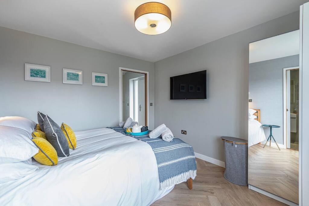 Family-Friendly Retreat Between Beach & Mountains Tremadog Экстерьер фото